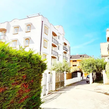 La Casa Del Mare 公寓 *